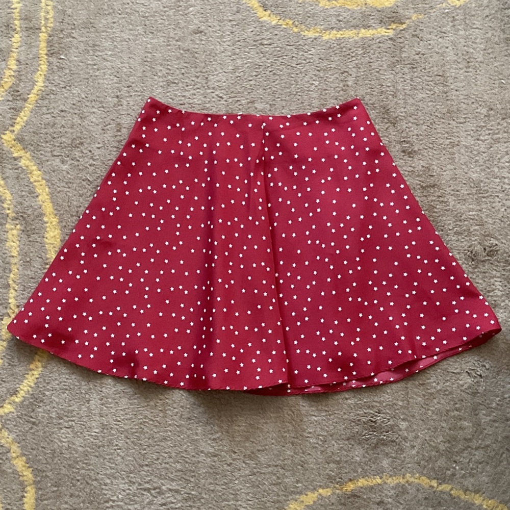 Stylish Red Star Patterned Skirt